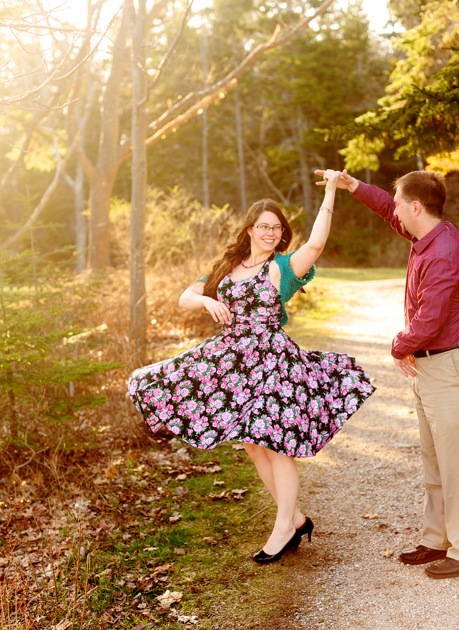 engagement photos at two lights state park