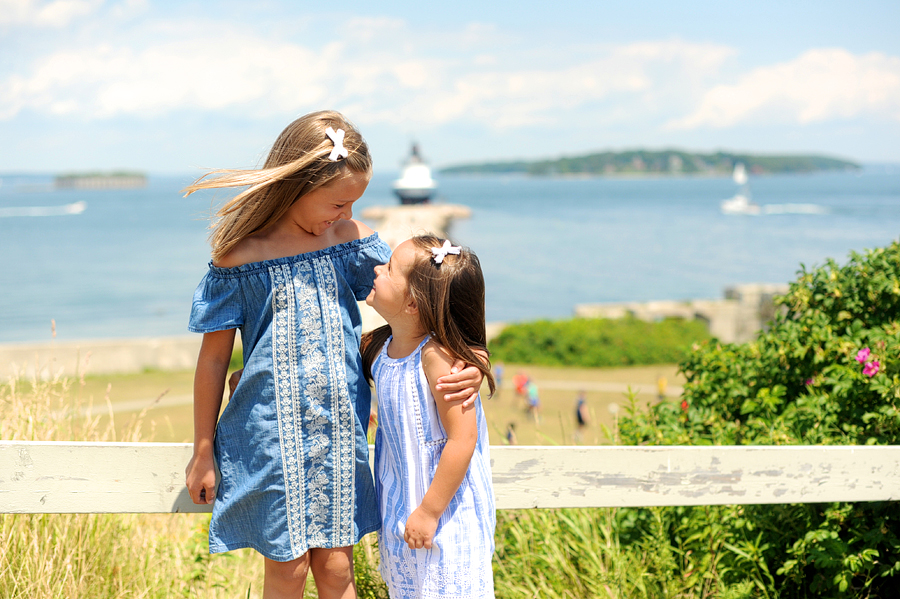 spring point ledge lighthouse family session