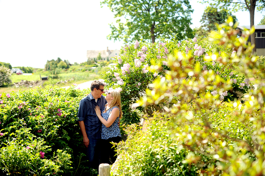 engagement session in cape elizabeth maine