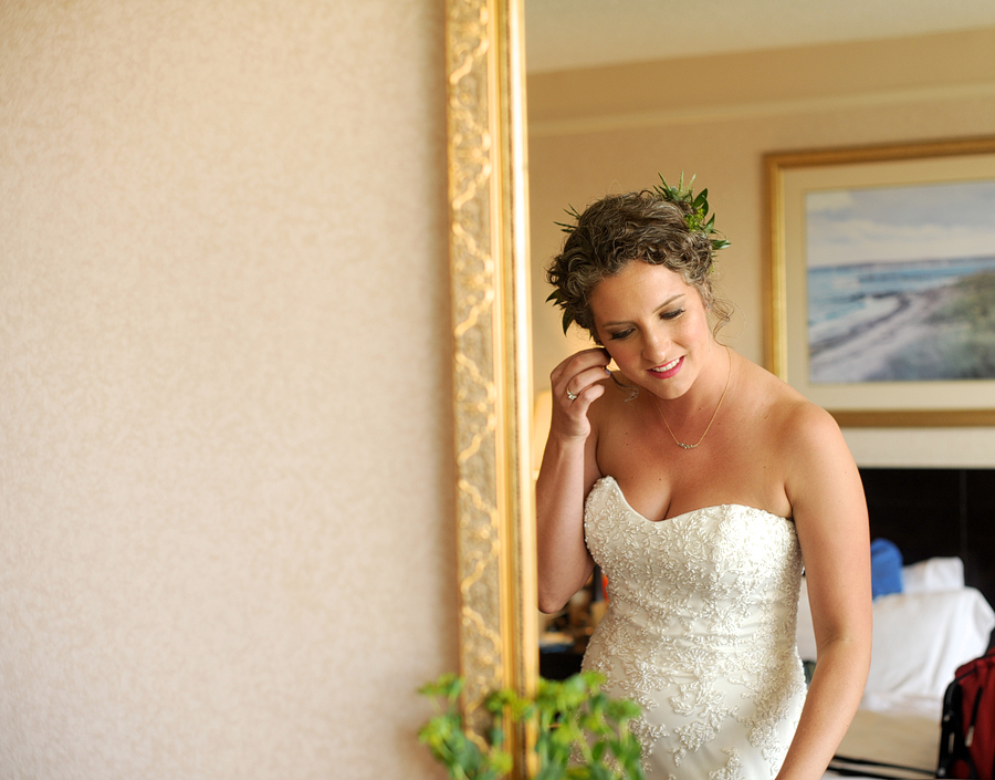 bride getting ready in portland, maine