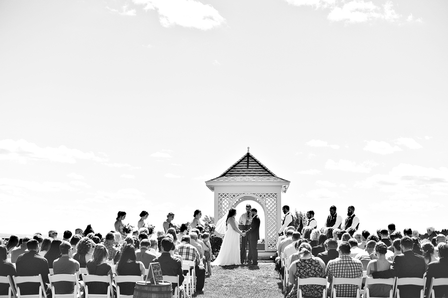 wedding at the maine wedding barn