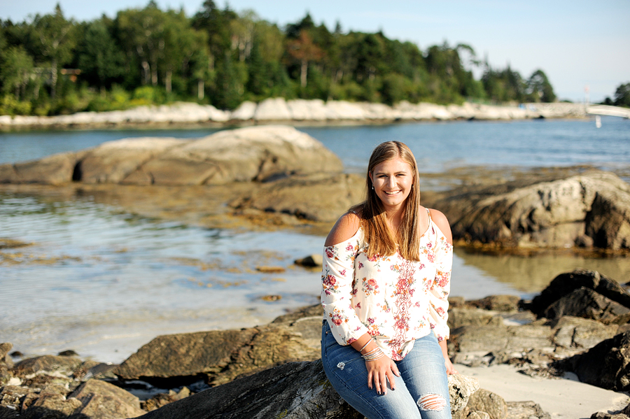 beach senior photos in maine