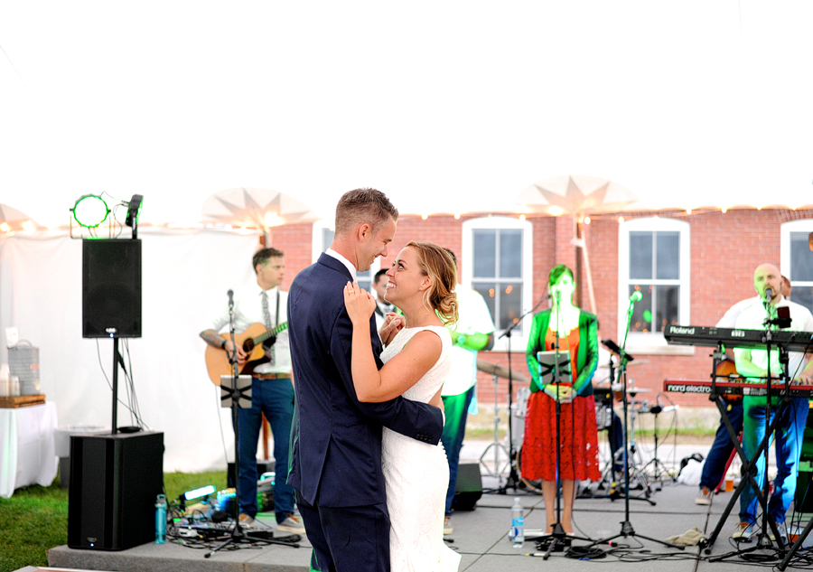 spring point ledge lighthouse wedding