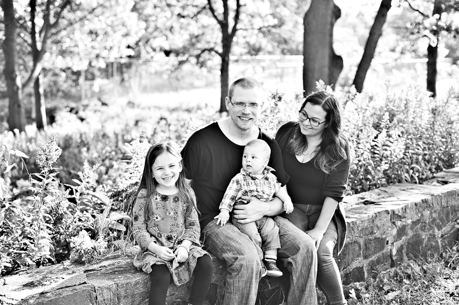 family session at fort williams