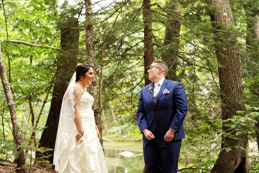 wedding photos at emmons preserve