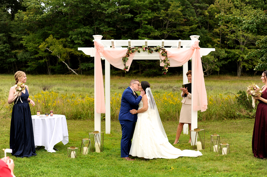 kennebunkport wedding at on the marsh