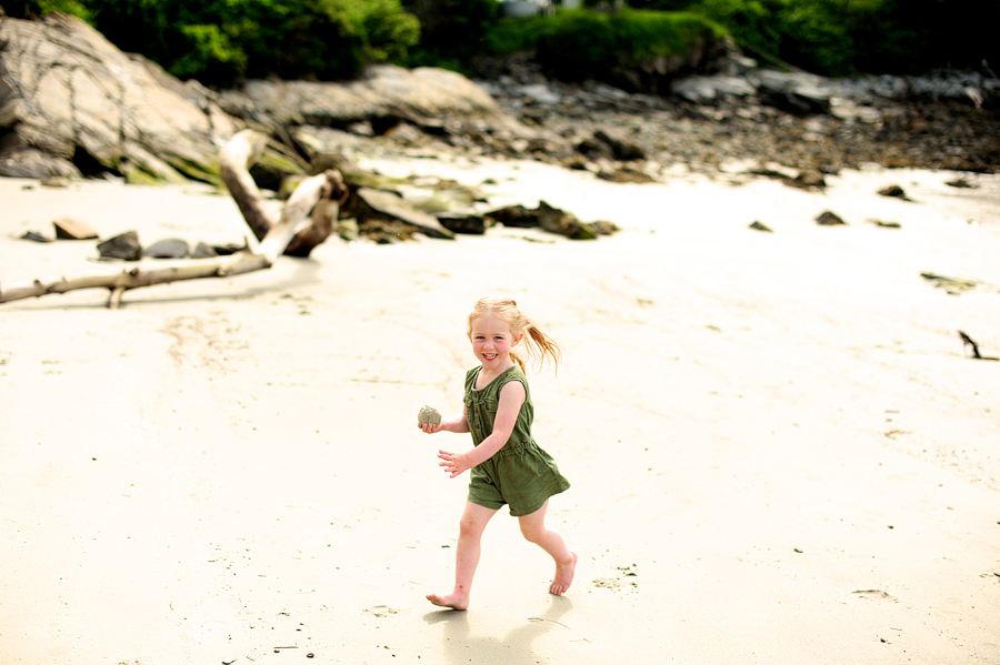 beach family photos in maine