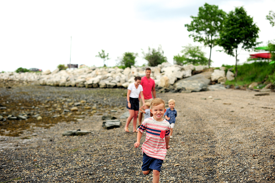 fun family portraits at east end beach