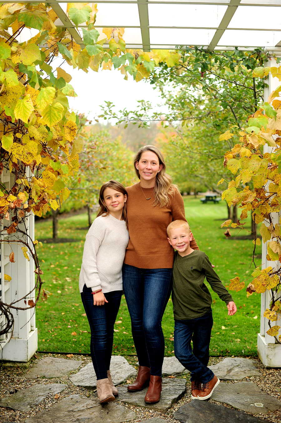 family portraits at pineland farms