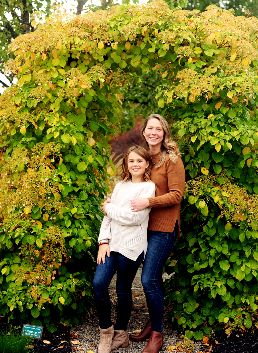 mother daughter photos in maine