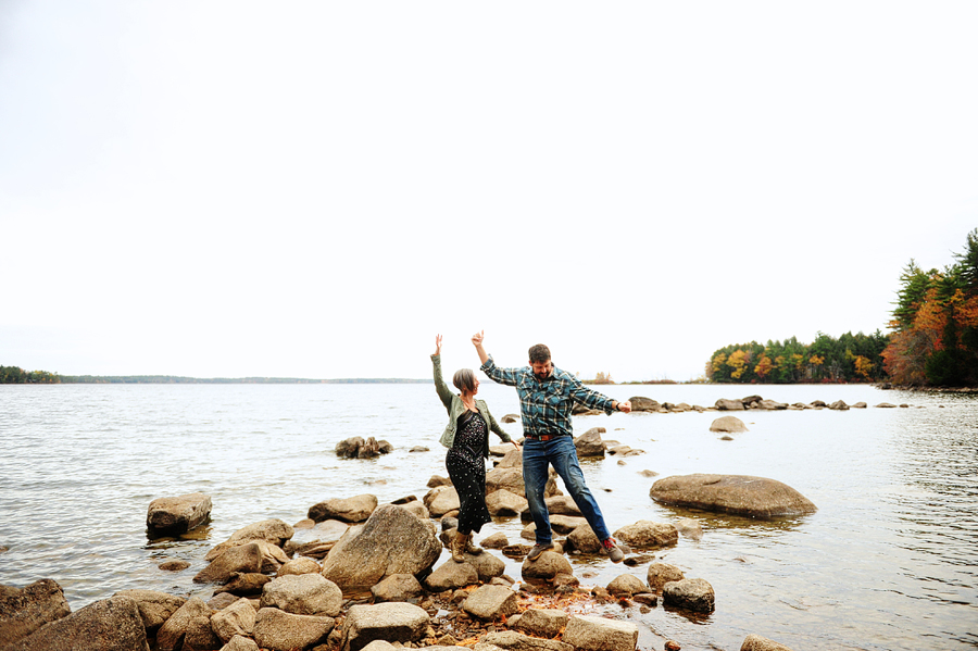 engagement photos at sebago lake