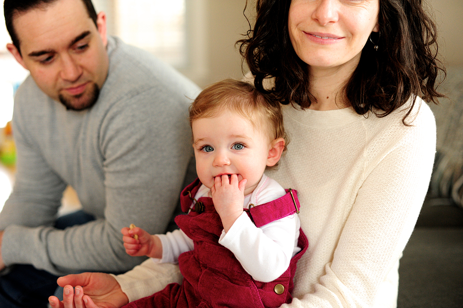 at home family photos in portland, maine